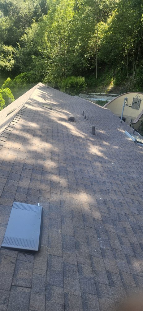 Slide of Femat Roofing