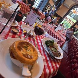 P. J. CLARKE’S - Updated February 2026 - 342 Photos & 250 Reviews - 601 ...