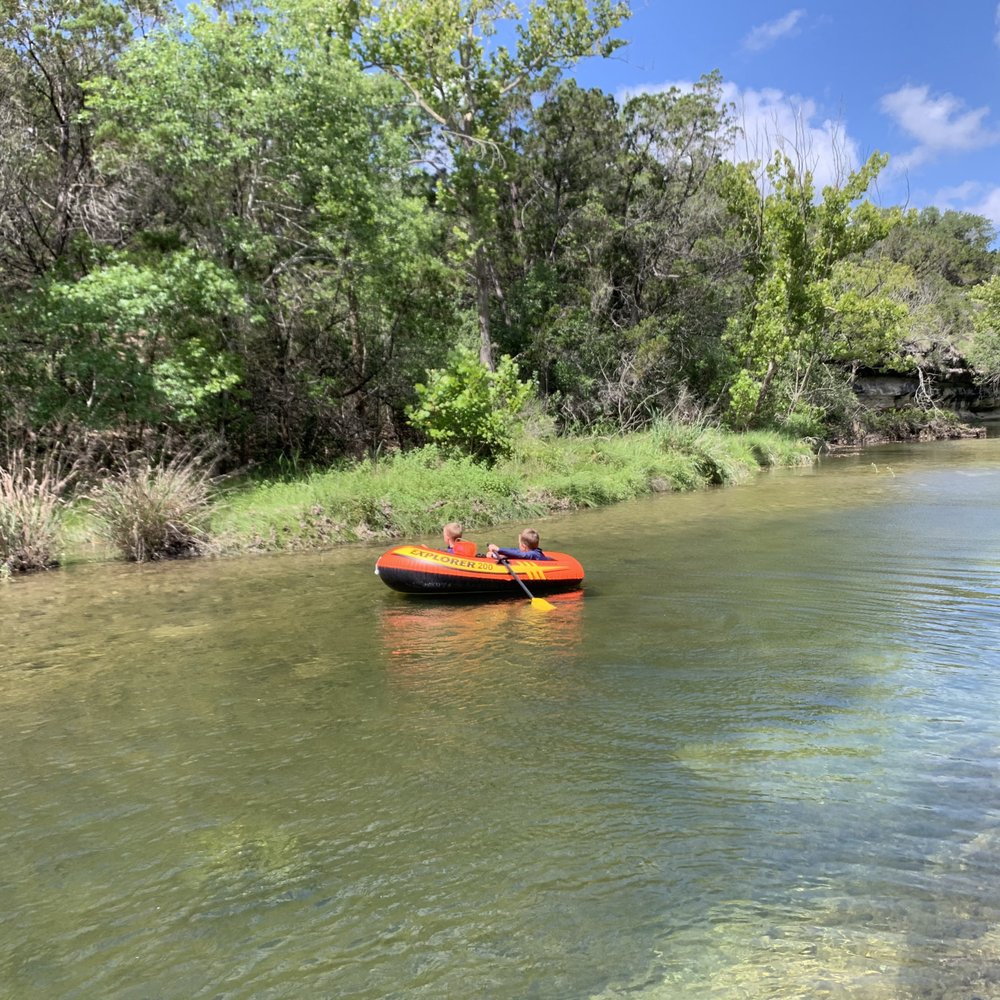 Hill Country Premier Lodging - Guest Houses Near Me - Wimberley, Texas