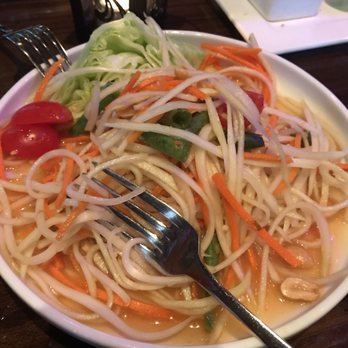 Enthaice Thai Kitchen - Vegetarian Papaya Salad - Thai Near Me - Astoria, New York