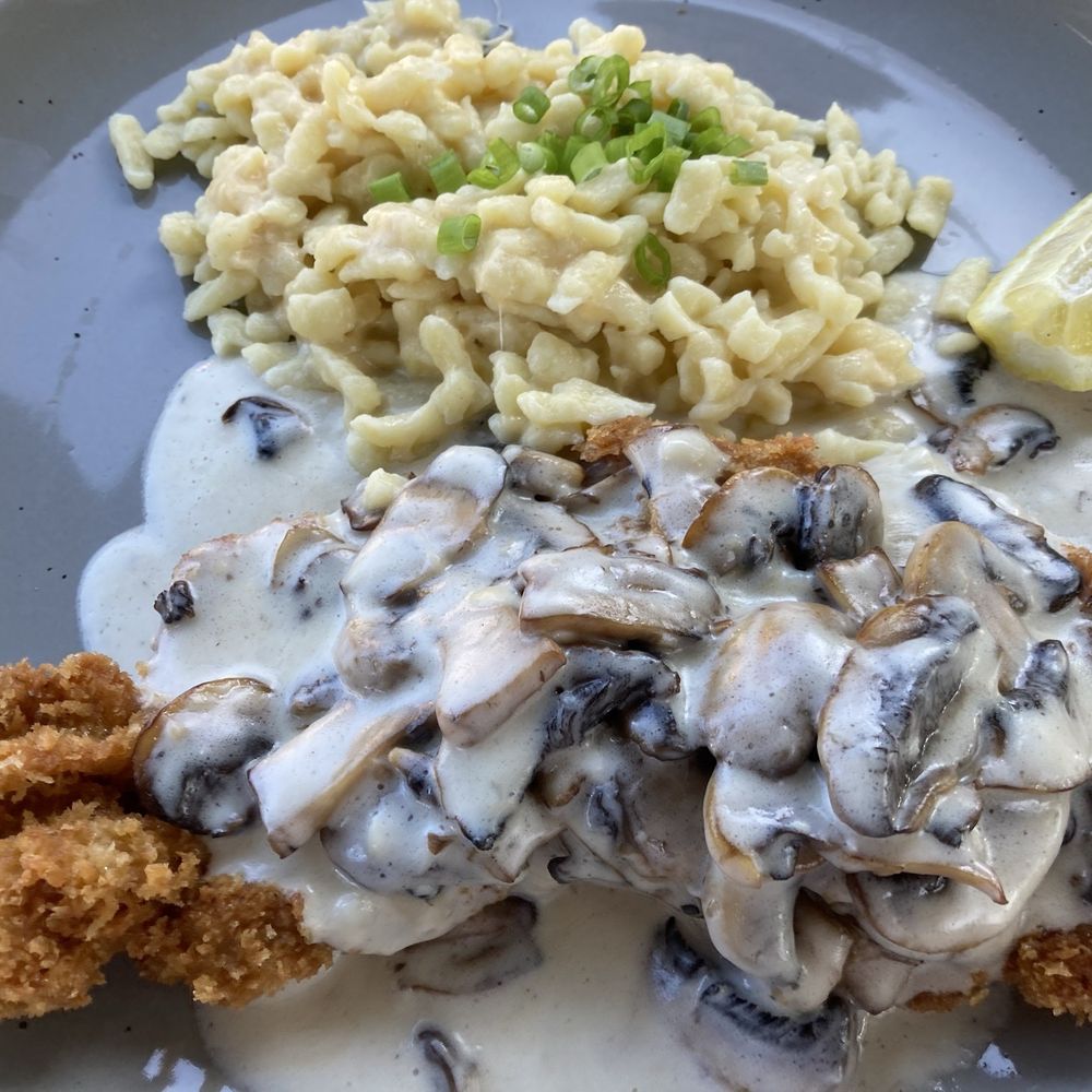 Das Bierhauz - Mountain View - Jaeger Schnitzel Plate (Veal) - Beer Gardens Near Me - Mountain View, California