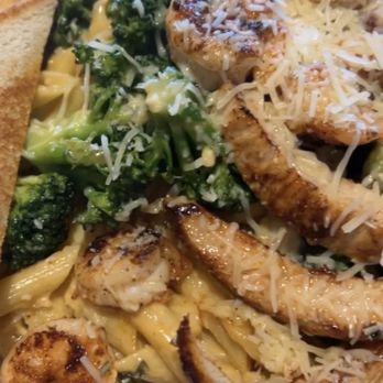 Bombshells Restaurant & Bar - Sports Bars Near Me - Katy, Texas