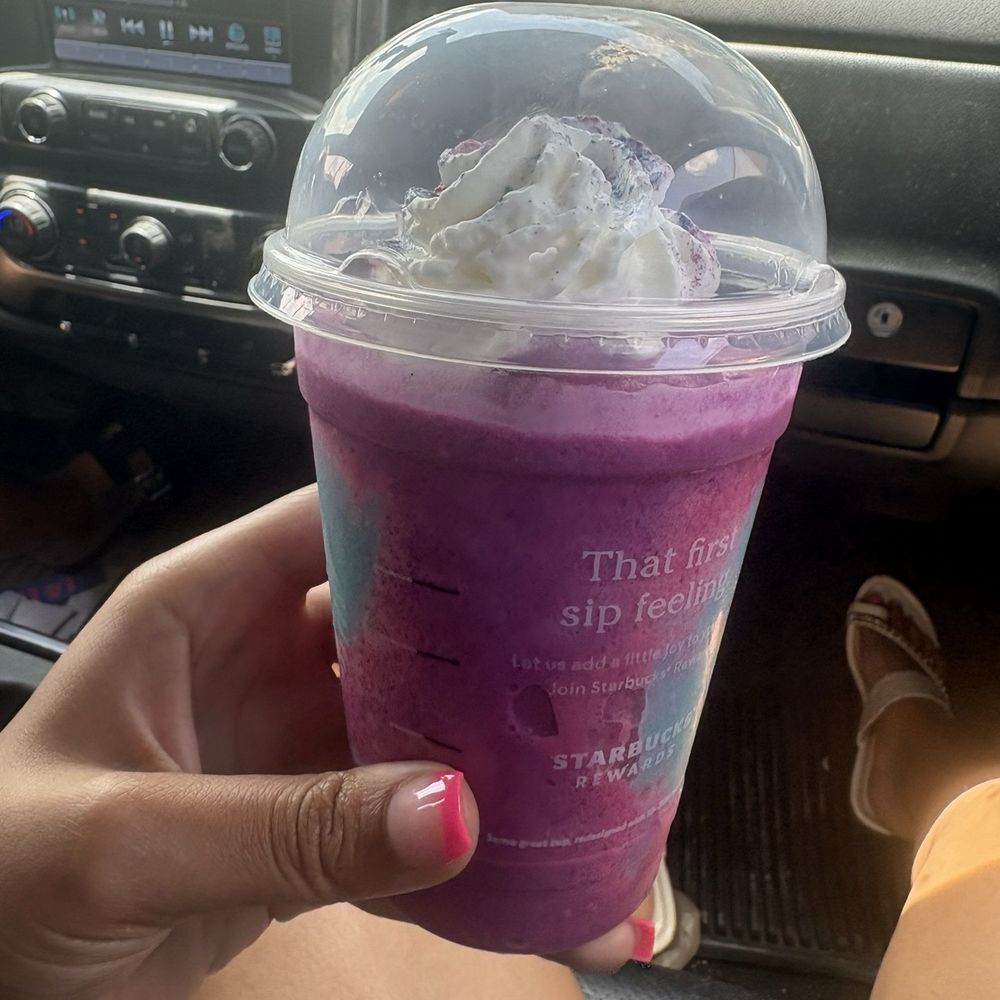 Starbucks - unicorn frappe not even filled skimped and made wrong - Coffee & Tea Near Me - Houston, Texas Starbucks - unicorn frappe not even filled skimped and made wrong - Coffee & Tea Near Me - Houston, Texas