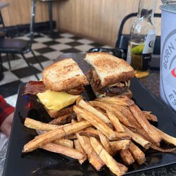 Brookside Inn - Brookside Burger with hand cut fries