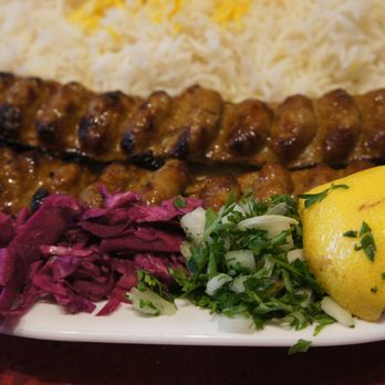 Yaas Grill House - Closeup of parsley onion mixture and purple cabbage - Persian/Iranian Near Me - North Vancouver, British Columbia Yaas Grill House - Closeup of parsley onion mixture and purple cabbage - Persian/Iranian Near Me - North Vancouver, British Columbia