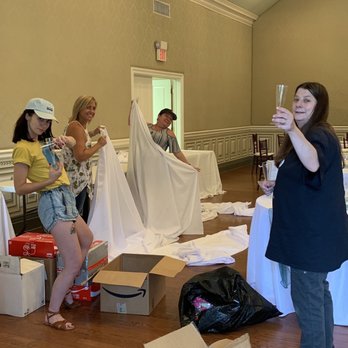Oaklands Mansion - Getting ready for the reception in the beautiful room at Oaklands mansion - Museums Near Me - Murfreesboro, Tennessee