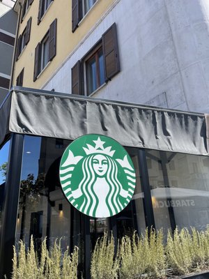 Starbucks - Milano Garibaldi by null