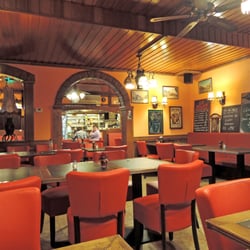 Le Milan, Restaurant - Salle d'entrée