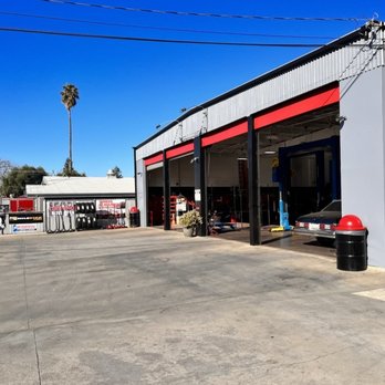 Lopez Tires & Service - Side shop - Auto Repair Near Me - San Leandro, California Lopez Tires & Service - Side shop - Auto Repair Near Me - San Leandro, California