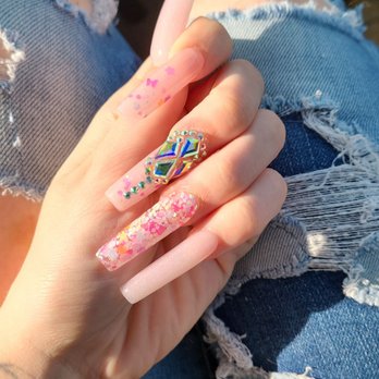 Ombre Nails Lounge - Nail Salons Near Me - Folsom, California Ombre Nails Lounge - Nail Salons Near Me - Folsom, California