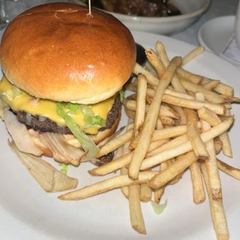 The Henry - Wagyu Cheeseburger* - Coffee & Tea Near Me - Coronado, California