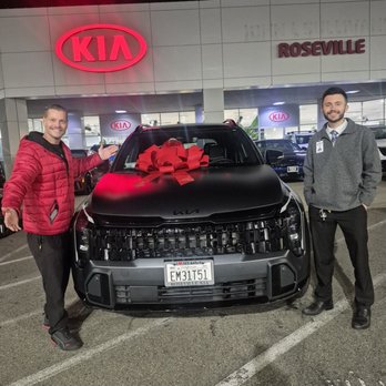 Roseville Kia - Love the new kia sportage phev - Car Dealers Near Me - Roseville, California Roseville Kia - Love the new kia sportage phev - Car Dealers Near Me - Roseville, California