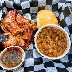 Chase's BBQ Shack - Burnt ends, cowboy beans plate