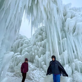 Ice Castles - Art Tours Near Me - Midway, Utah Ice Castles - Art Tours Near Me - Midway, Utah