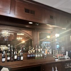 Stella Pasta Bar & Bistro And Seven Points Brewery - Bar