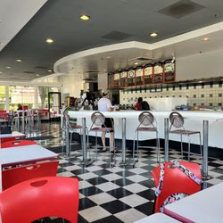 Dino's Grill