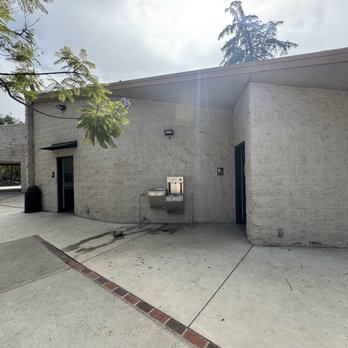Franklin Canyon Park - Bathrooms! Very clean - Parks Near Me - Beverly Hills, California Franklin Canyon Park - Bathrooms! Very clean - Parks Near Me - Beverly Hills, California