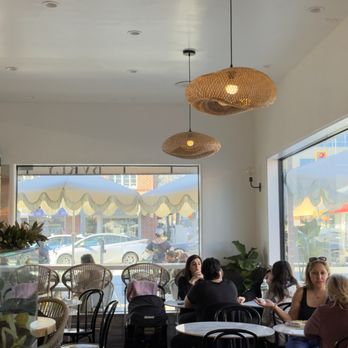 The BVRLY - interior - Breakfast & Brunch Near Me - Beverly Hills, California The BVRLY - interior - Breakfast & Brunch Near Me - Beverly Hills, California