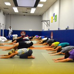 Gracie Barra Brazilian Jiu-Jitsu - Community Self Defense Clinic for women.