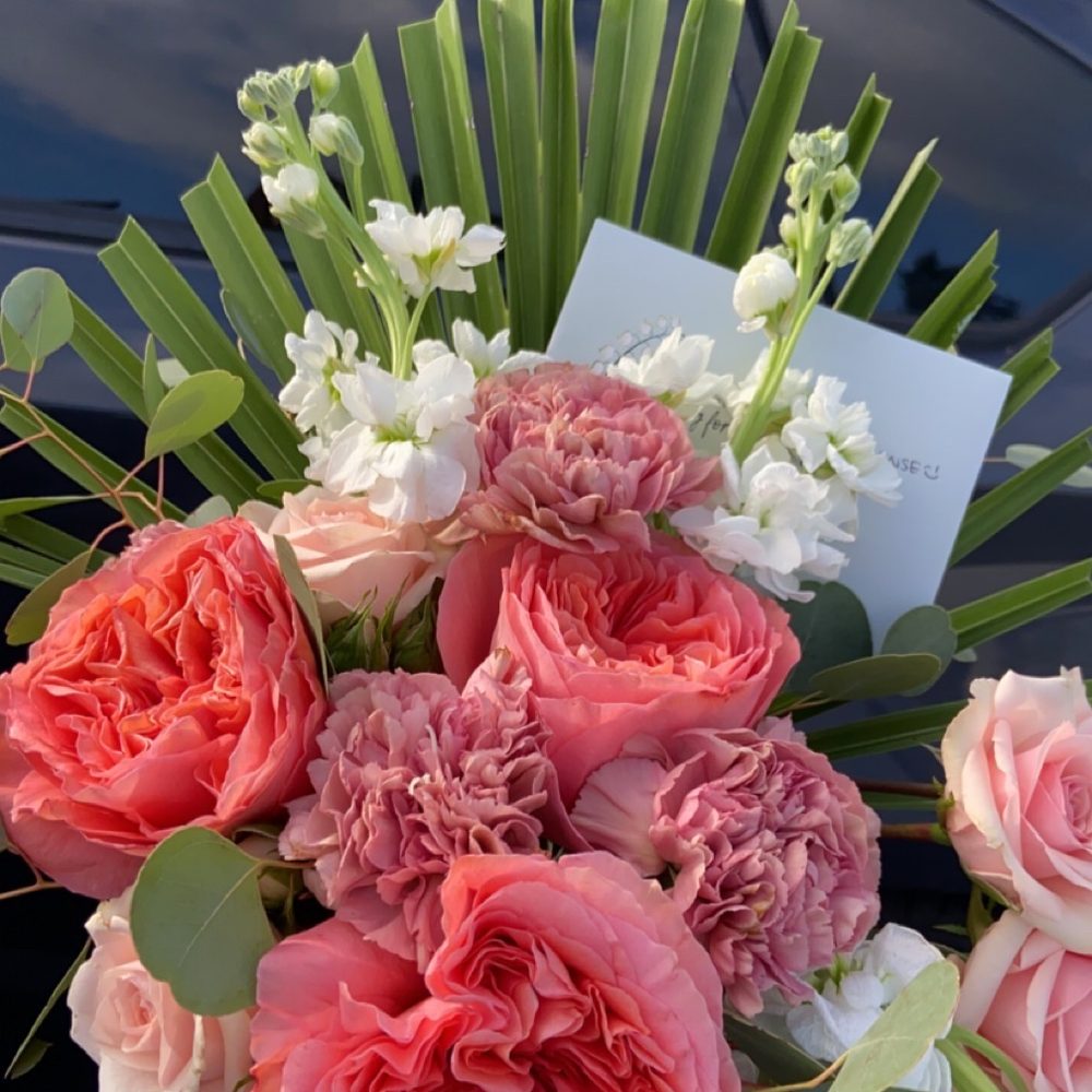 Ivory Florist weddings & Events - Irvine Florist - Stunning flower arrangement!!! - Florists Near Me - Irvine, California Ivory Florist weddings & Events - Irvine Florist - Stunning flower arrangement!!! - Florists Near Me - Irvine, California