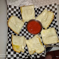 Dominico Italian Restaurant and Pizzeria - Garlic Bread with Cheese