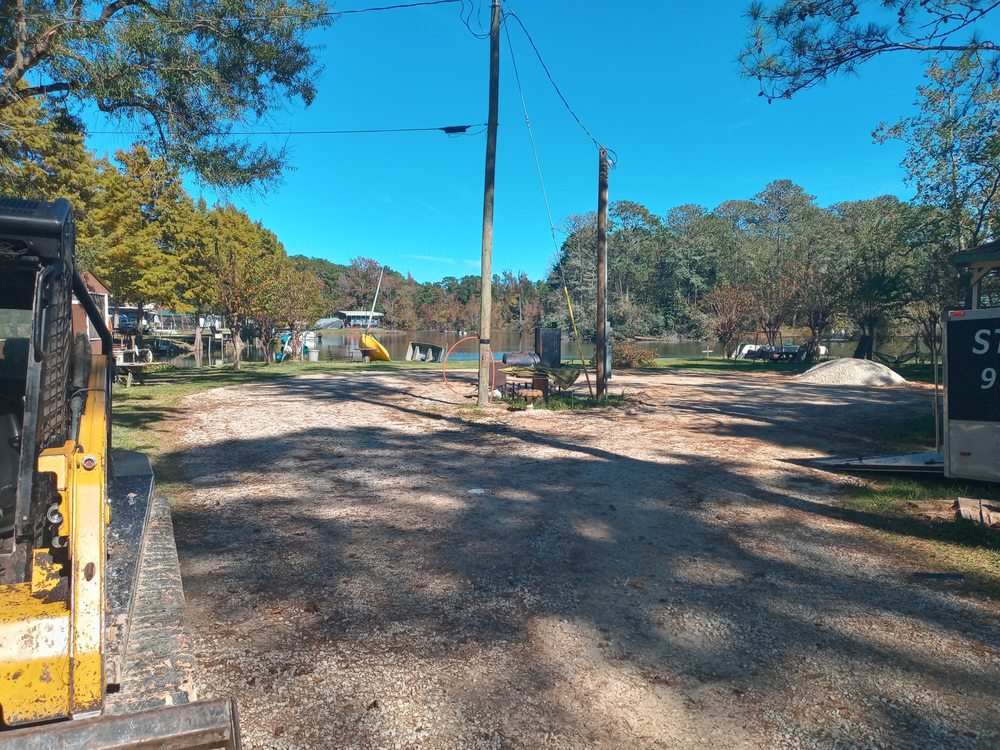 LAKE LIVINGSTON FISH N CAMP RV PARK 232 Penwaugh Marina Dr, Livingston, Texas RV Parks