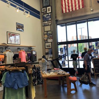 Fast Break Athletics - Shoe Stores Near Me - Chattanooga, Tennessee