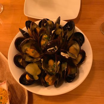 Arume - Curry clams - Mediterranean Near Me - Barcelona, B Arume - Curry clams - Mediterranean Near Me - Barcelona, B