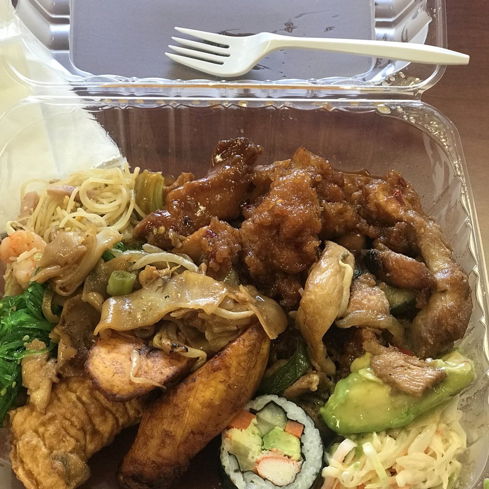 Yip's - 10/24/18: Rice noodles + General Tso chicken + Teriyaki chicken + seaweed + Cannot even remember by names --- EVERYTHING WAS DELICIOUS - Chinese Near Me - New York, New York Yip's - 10/24/18: Rice noodles + General Tso chicken + Teriyaki chicken + seaweed + Cannot even remember by names --- EVERYTHING WAS DELICIOUS - Chinese Near Me - New York, New York