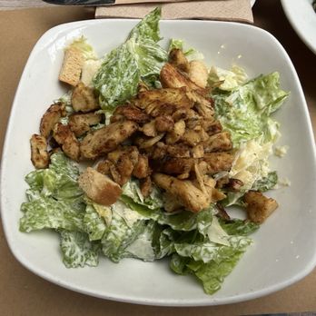 Montroig - Photo 8: Caesar Salad - Coffee & Tea Near Me - Sitges, B Montroig - Photo 8: Caesar Salad - Coffee & Tea Near Me - Sitges, B