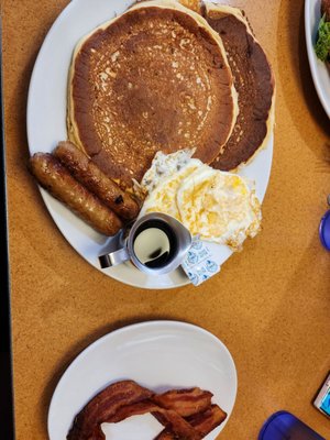 Phillips Avenue Diner by null