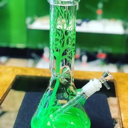 84th smoke shop - New water pipes come check it out ... 10% OFF on all glass item..