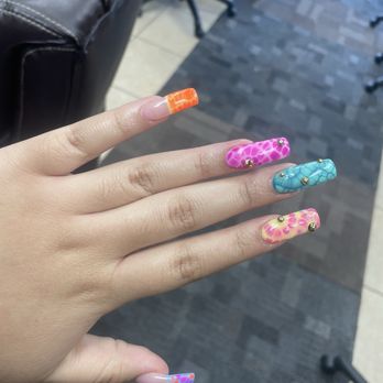 VIP Nails And Spa - Latest set - Nail Salons Near Me - Fort Worth, Texas