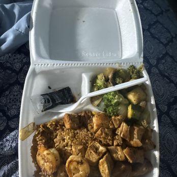 Senor Changs - Chicken and Steak & Shrimp Hibachi Bowl with Fried Rice - Asian Fusion Near Me - San Angelo, Texas