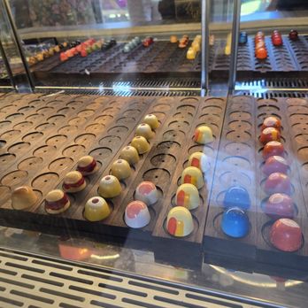 Ô Bon Chocolatier - Chocolatiers & Shops Near Me - Orlando, Florida