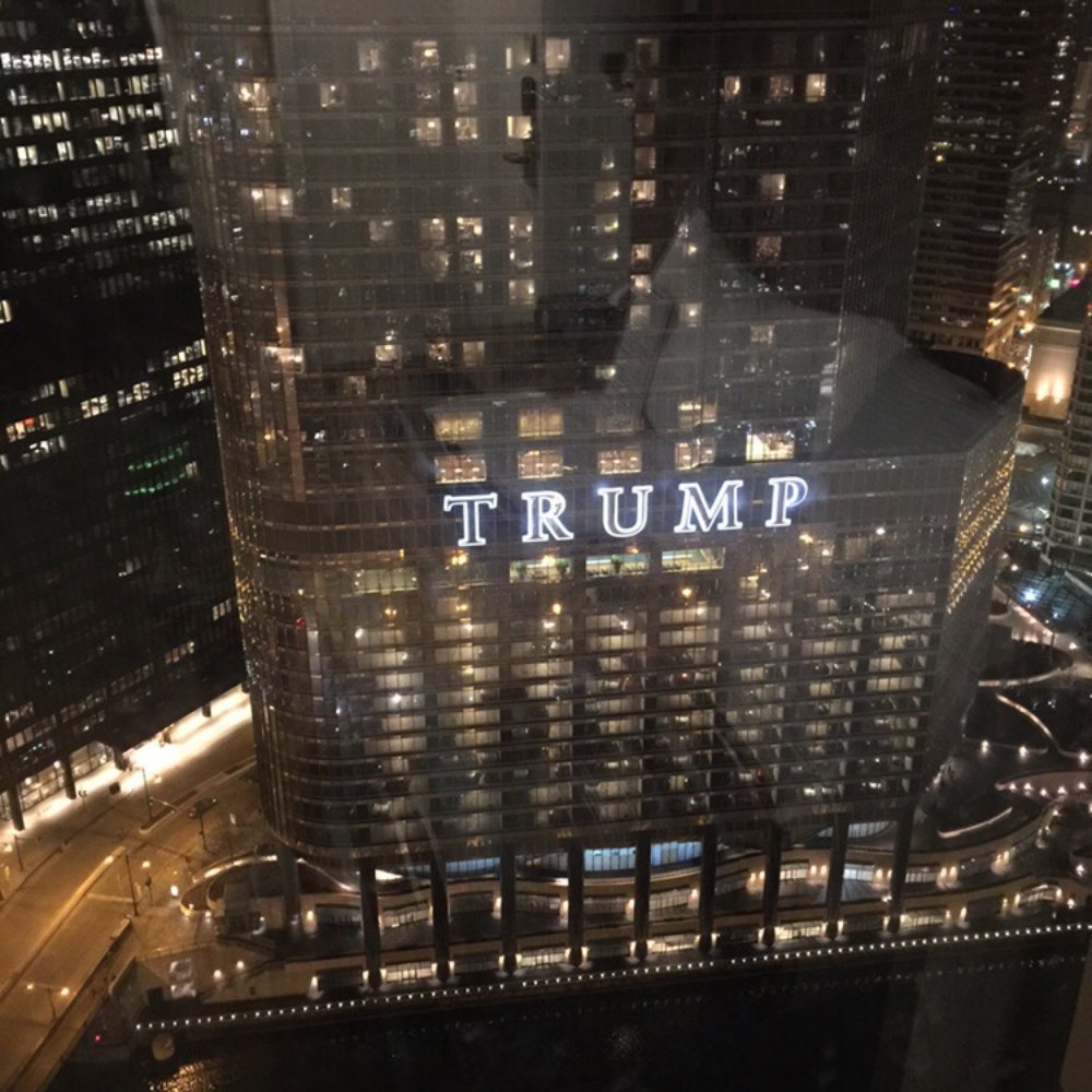 River Hotel - Night time! - Hotels Near Me - Chicago, Illinois River Hotel - Night time! - Hotels Near Me - Chicago, Illinois