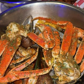 Submarine Crab - Seafood Near Me - Pembroke Pines, Florida Submarine Crab - Seafood Near Me - Pembroke Pines, Florida