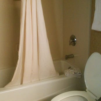 Hampton Inn & Suites San Clemente - Shower - Hotels Near Me - San Clemente, California Hampton Inn & Suites San Clemente - Shower - Hotels Near Me - San Clemente, California