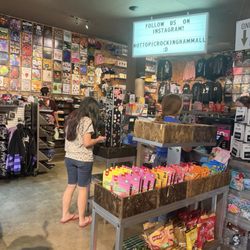 Hot Topic