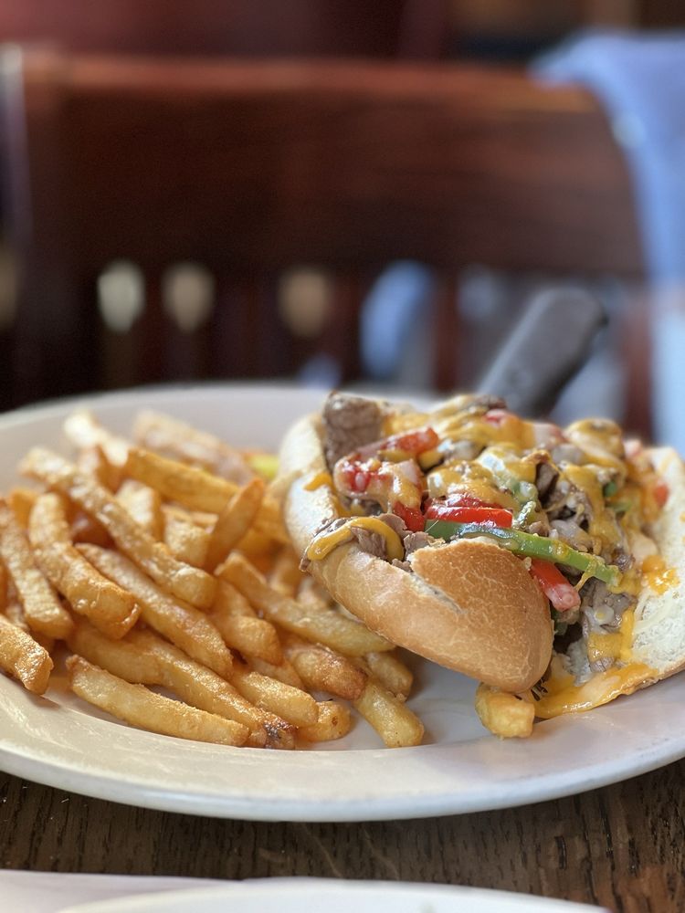 Social spots from Bradys At The Station