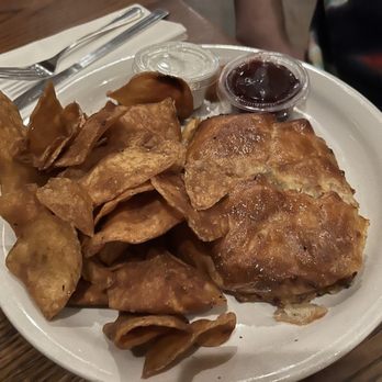 Beard & Belly - Chicken pot pie with chips - Bakeries Near Me - Chicago, Illinois