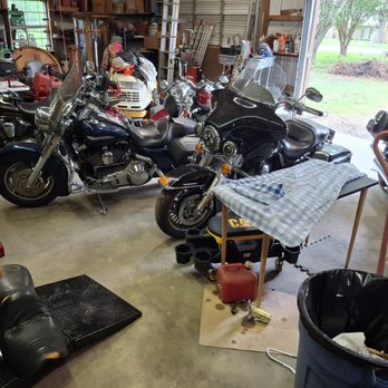 Lone Wolf Garage - Motorcycle Repair Near Me - Fort Smith, Arkansas Lone Wolf Garage - Motorcycle Repair Near Me - Fort Smith, Arkansas