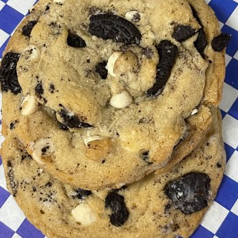 Cookie Monsta - Custom Cakes Near Me - Los Angeles, California
