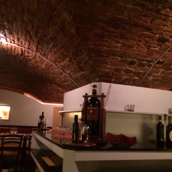 Cantine Bernardini - Beautiful basement dining room - Italian Near Me - Lucca, LU Cantine Bernardini - Beautiful basement dining room - Italian Near Me - Lucca, LU