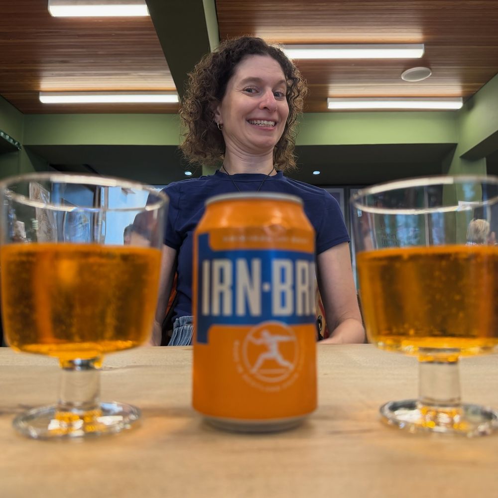 The Haggis Box - Irn Bru - Scottish Near Me - Edinburgh, EDH The Haggis Box - Irn Bru - Scottish Near Me - Edinburgh, EDH