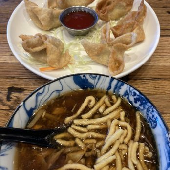 Chi Lin Asian Eatery - Hot and Sour Soup Spinach Wontons. - Ramen Near Me - Aurora, Colorado