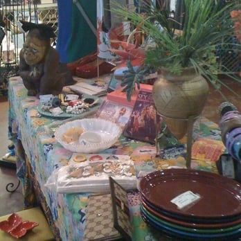 Dechoes Resale - Used, Vintage & Consignment Near Me - Orlando, Florida
