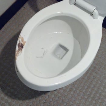Kerrigan's Country - Is that poop on there, just nasty everywhere in this place. - Dance Clubs Near Me - Lyons, Georgia