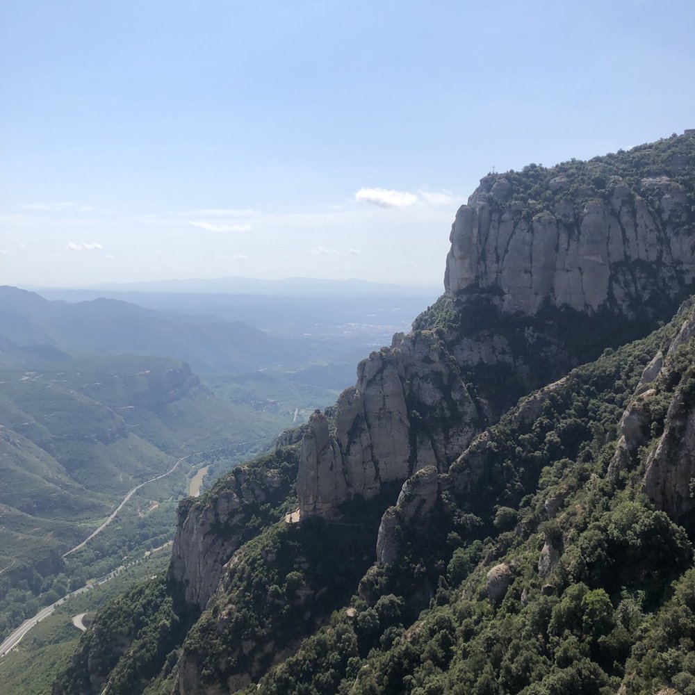 Castlexperience - Wine Tours Near Me - Barcelona, B