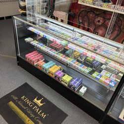 PPV - Smoke & Vape Shop - Huge vape case!